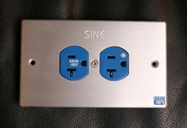 SINE正玄 SW-2lP ( Platinum )美式雙位冷凍插座(白金)